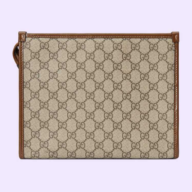 672956.92TCG.8563.009.100.0000.Light Beauty case with Interlocking G